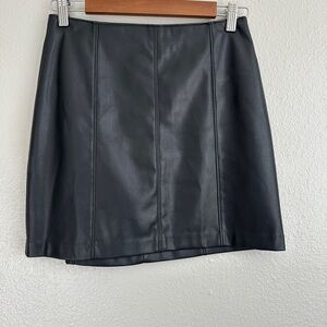 Abercrombie and Fitch Black Vegan Leather Mini Skirt Small